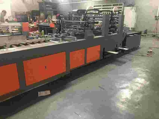operazione facile di 60m/Min Carton Box Gluing Machine 1600kg per imballare